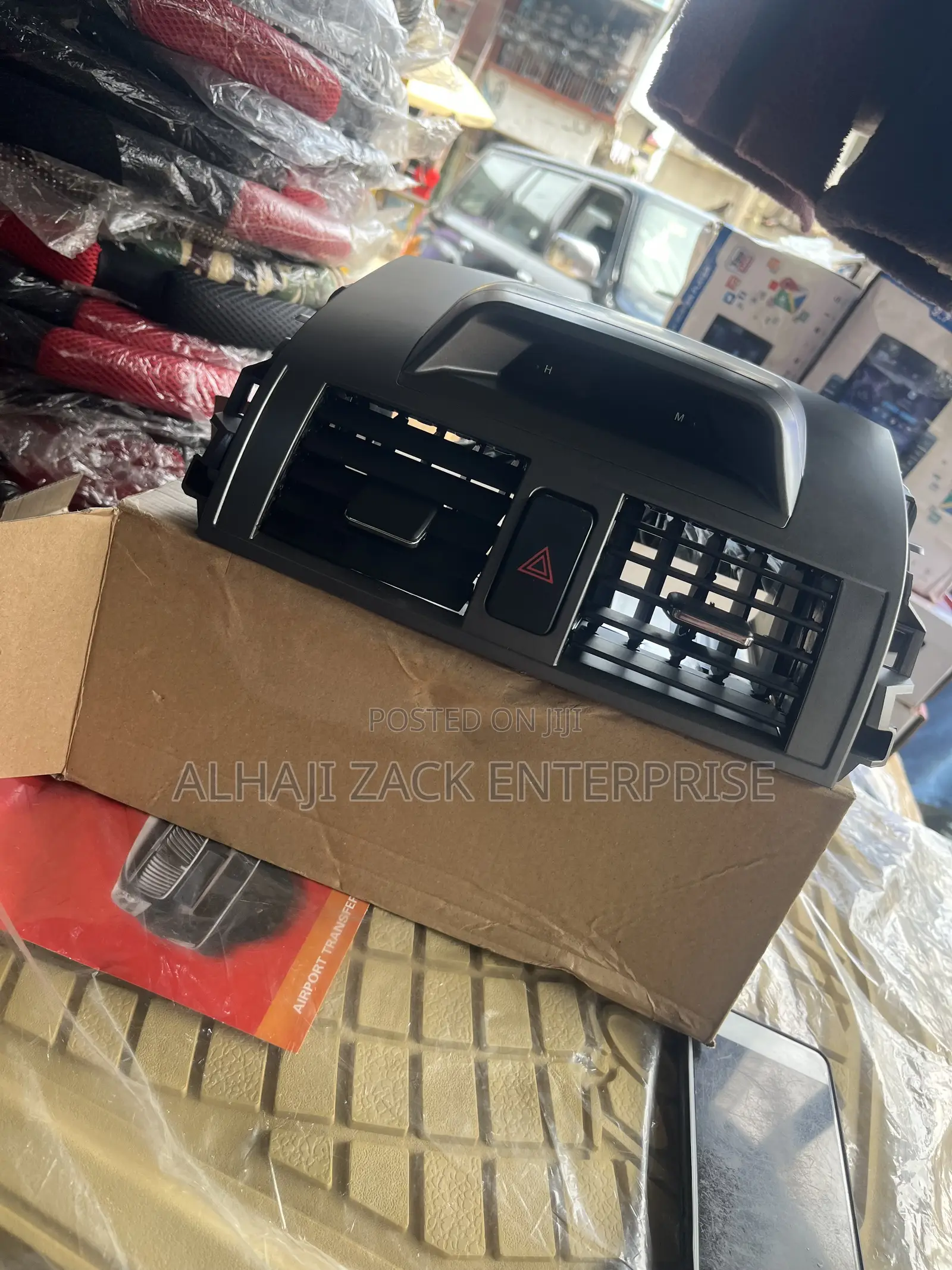 Toyota Corolla 2012 Ac Vent With Clock