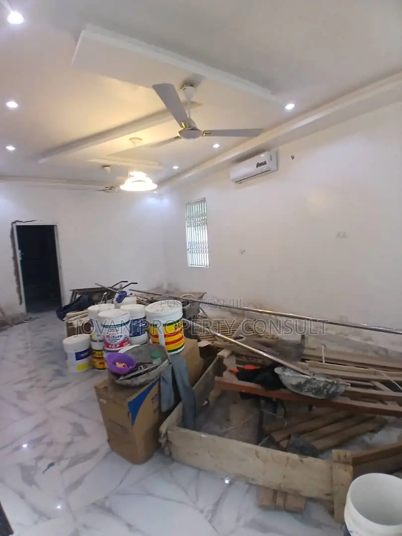 3bdrm House in Sapeiman, Amasaman for sale