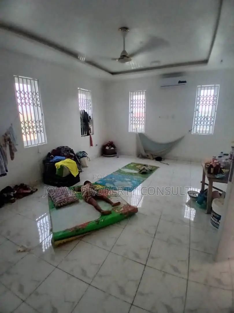 3bdrm House in Sapeiman, Amasaman for sale