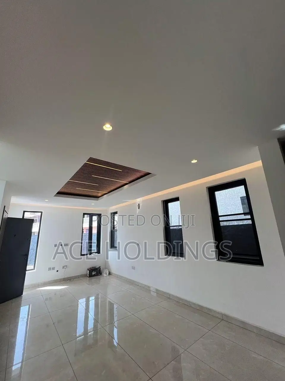 3bdrm House in Nmai Dzorn for sale