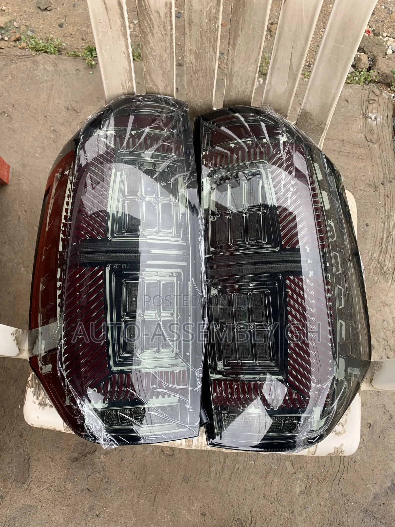 Toyota Tundra 2014-2021 Smoke Tail Light (Full Led) Pair