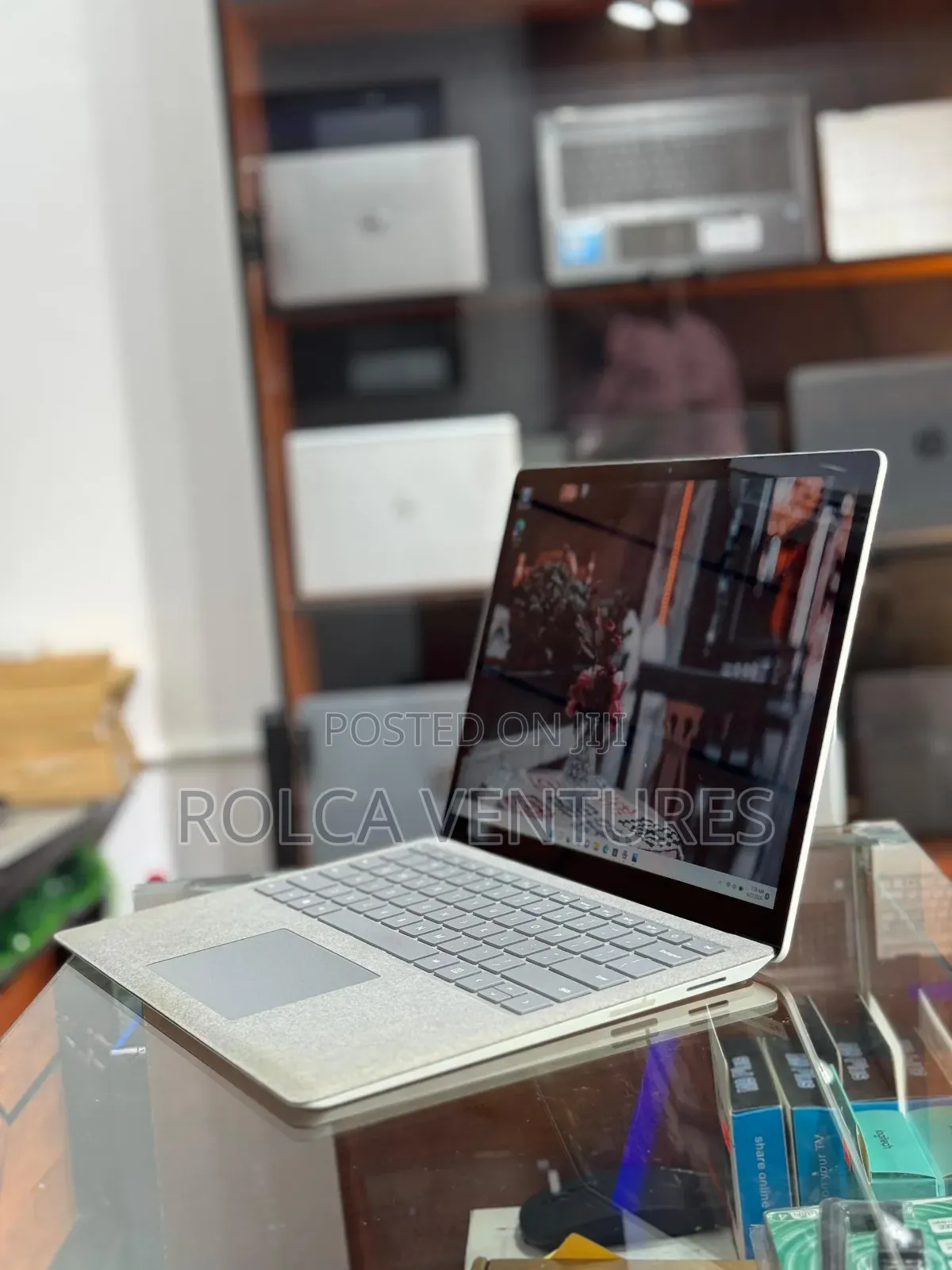 Laptop Microsoft Surface Laptop 8GB Intel Core i7 SSD 256GB