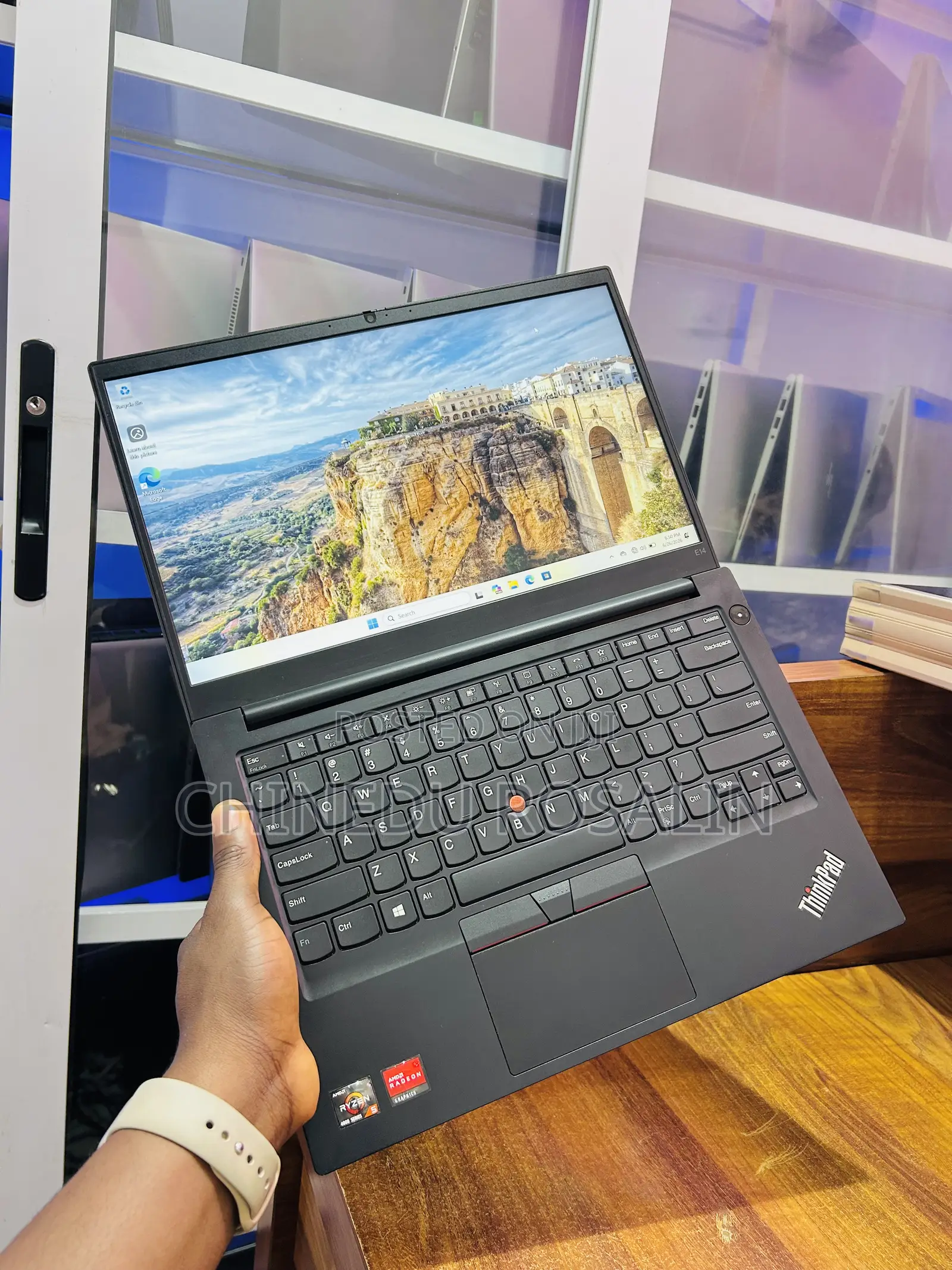 Laptop Lenovo ThinkPad E14 Gen 2 16GB AMD Ryzen 5 SSD 256GB