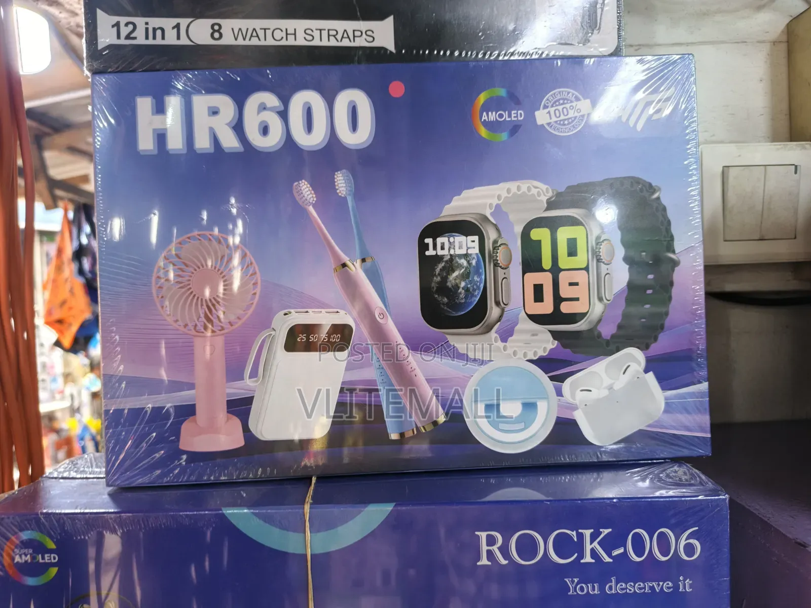Smart Watch Gift Set of a Smartwatch, Wireless