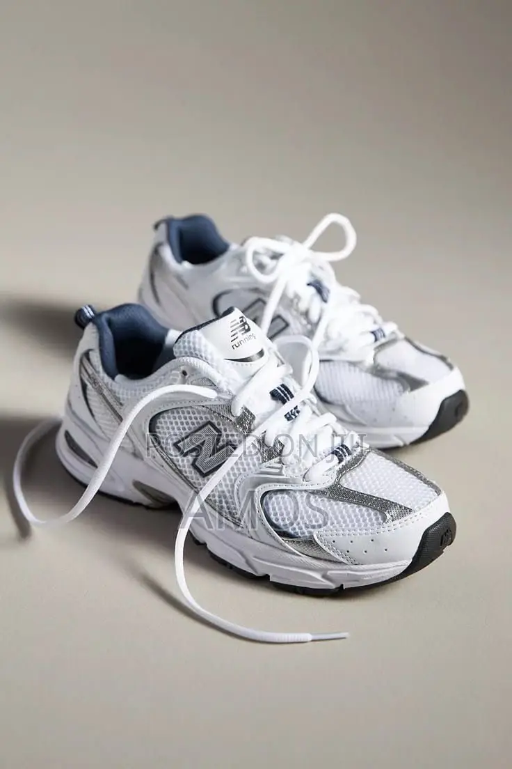New Balance 530