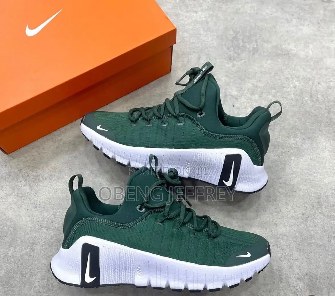 Original Nike Free Metcon 6 in Colours