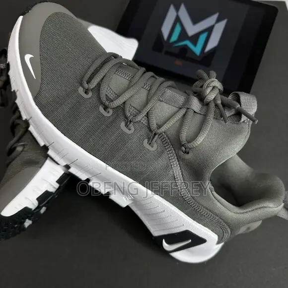 Original Nike Free Metcon 6 in Colours