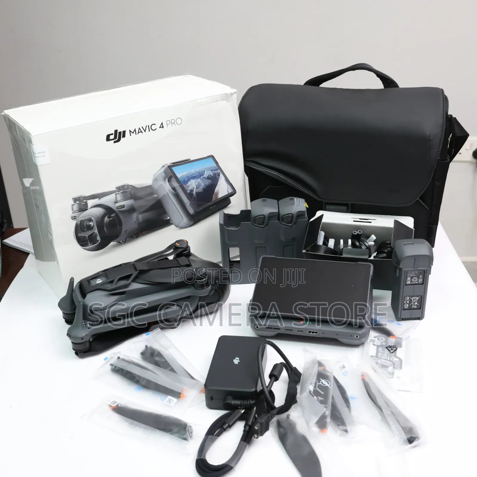 Dji Mavic 4pro Fly More Combo // Opened Box.// 6 Months Warranty.