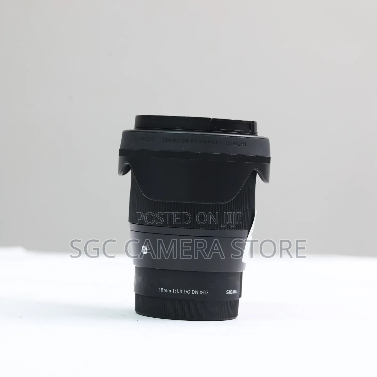 Sigma 16mm F1.4 Dc Lens (Sony E Mount) Like New // 6-Months Warranty