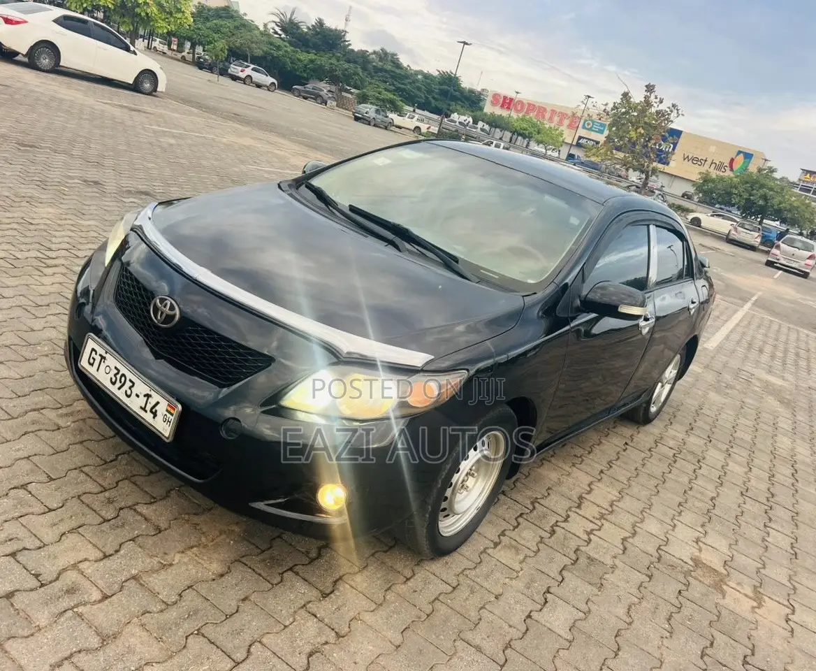 Toyota Corolla 2010 Black