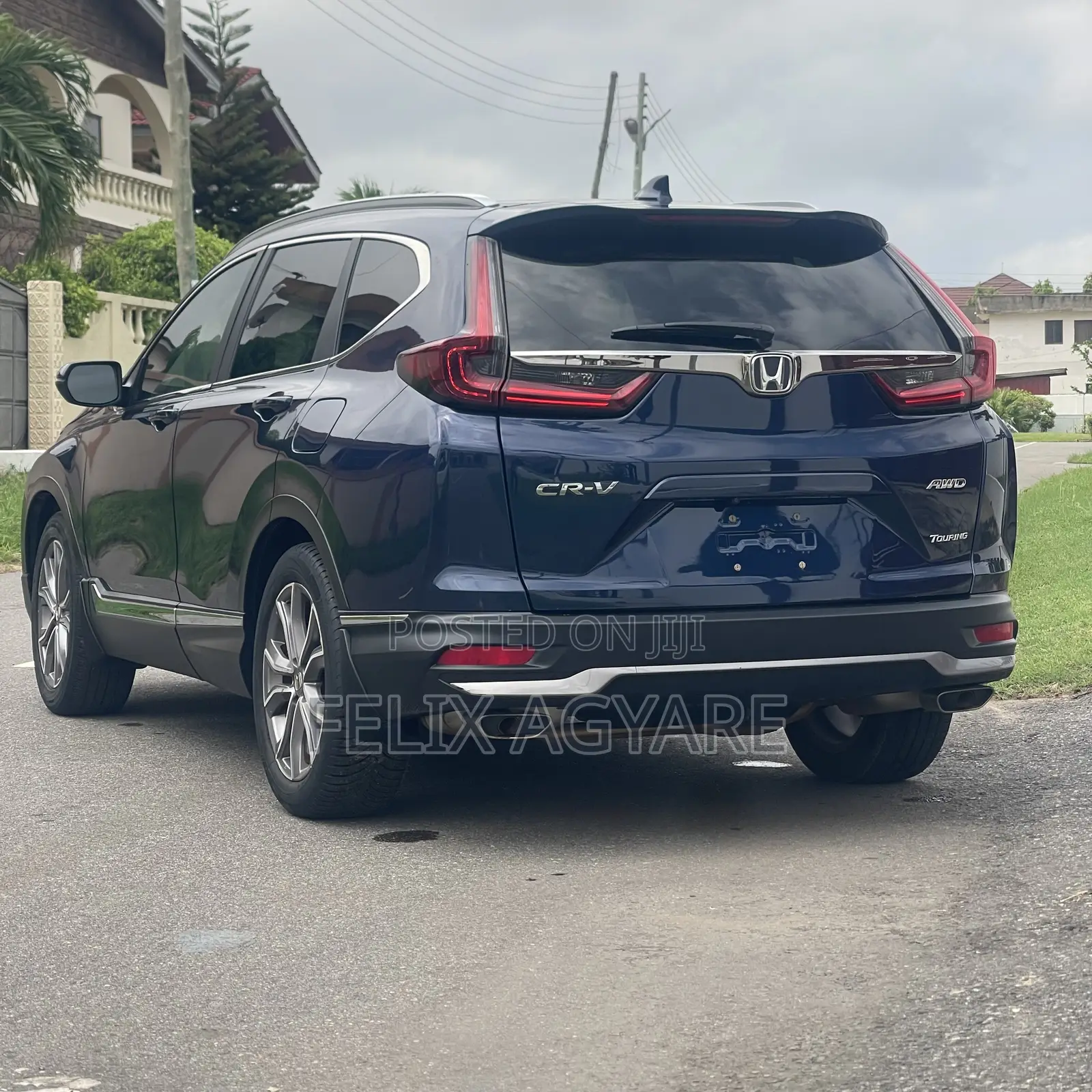 Honda CR-V Touring AWD 2020 Blue