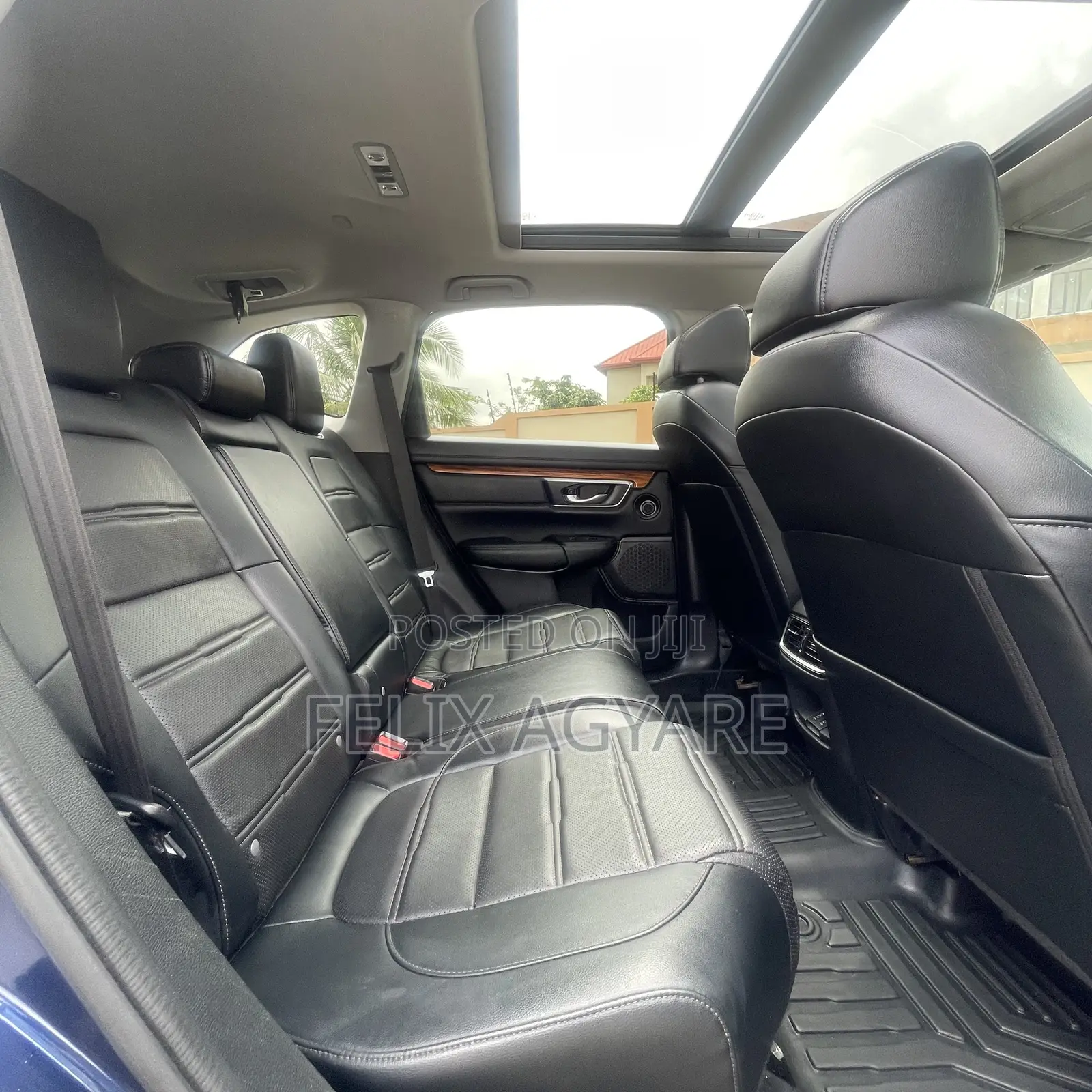 Honda CR-V Touring AWD 2020 Blue