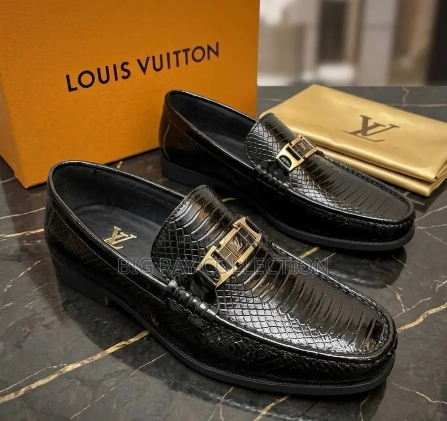 Solid Louis Vuitton Easy Wear Shoe