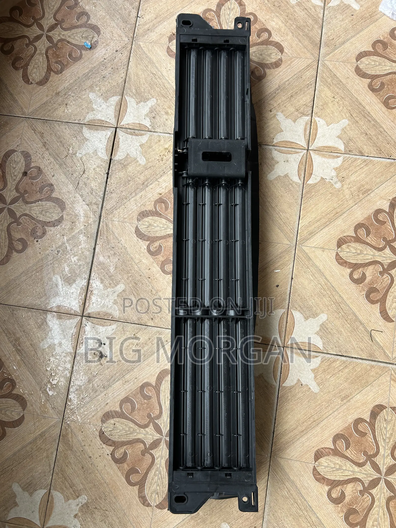 Mitsubishi Outlander 2022 2023 2024 2025 Shutter Grille With Motor
