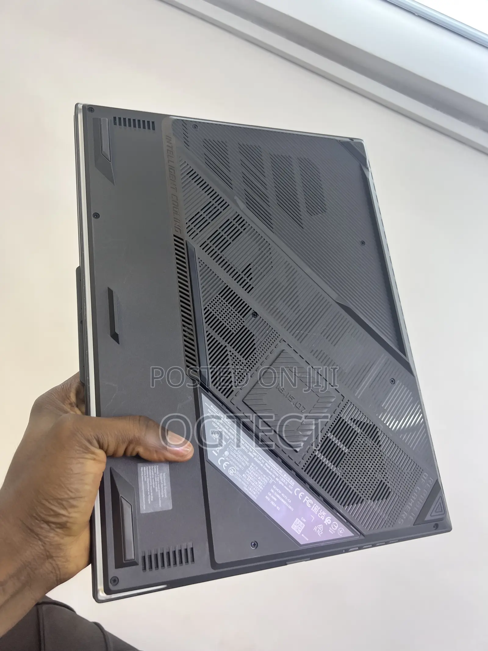 Laptop Asus ROG Strix G16 G614 16GB Intel Core i7 SSD 1T