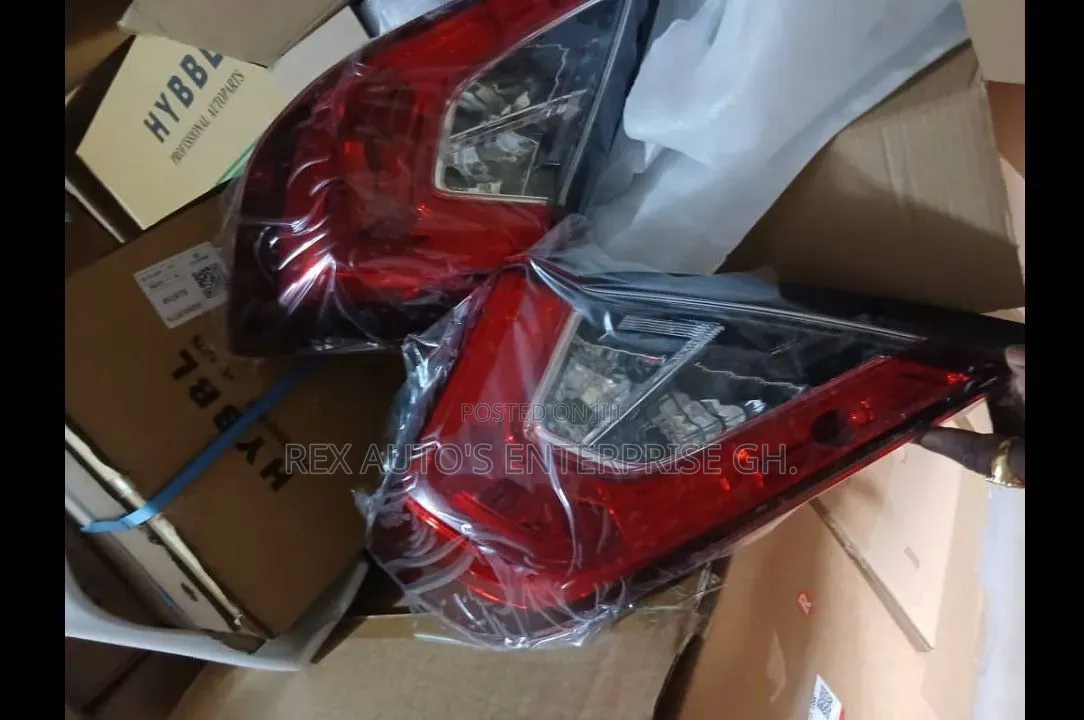 Honda Civic 2016,2017,2018 / Taillight