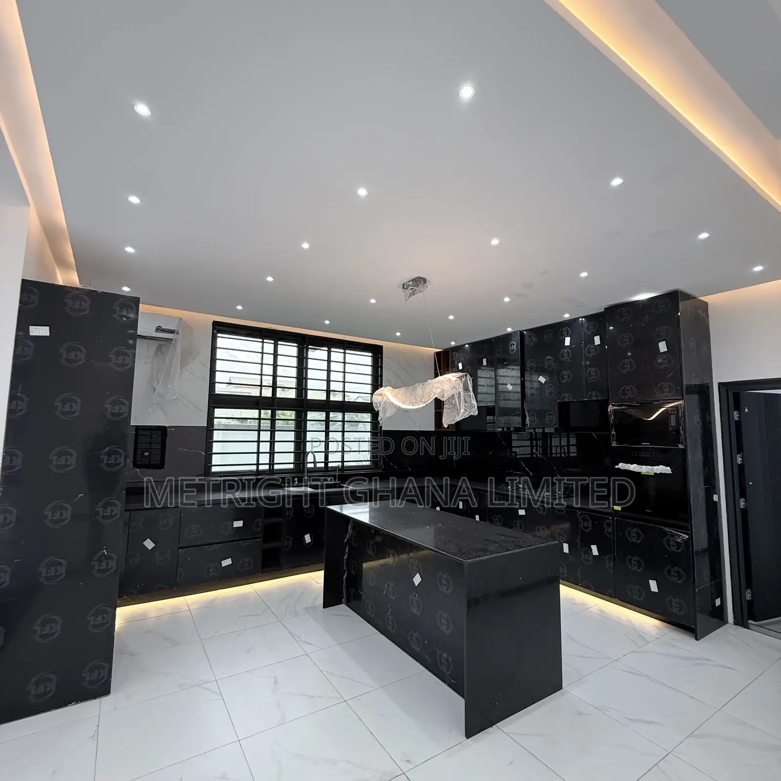 4bdrm House in Metright Ghana, Community 25 for sale