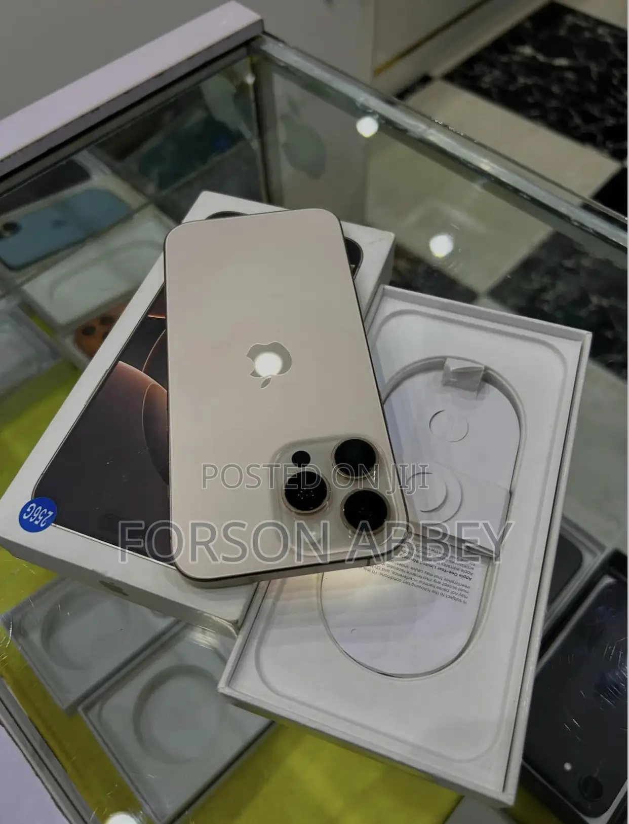 Apple iPhone 16 Pro Max 256 GB Gold