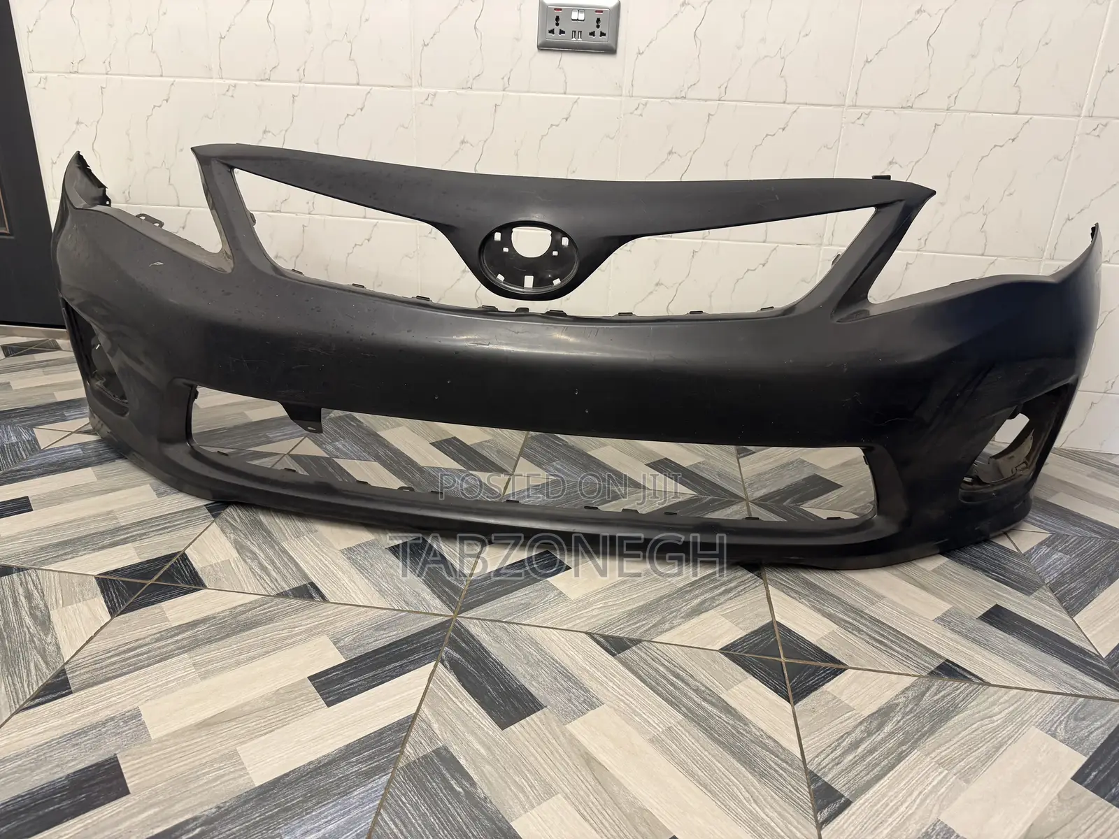 Toyota 2011-2012 Front Bumper