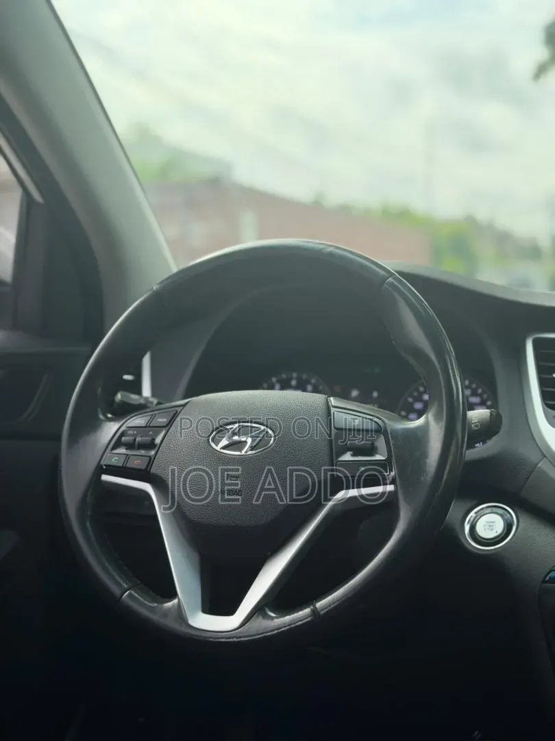 Hyundai Tucson 2016 White