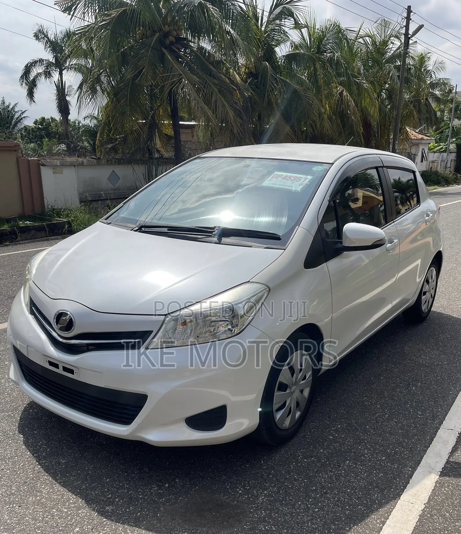 Toyota Vitz 1.3 AWD 3dr 2012 White