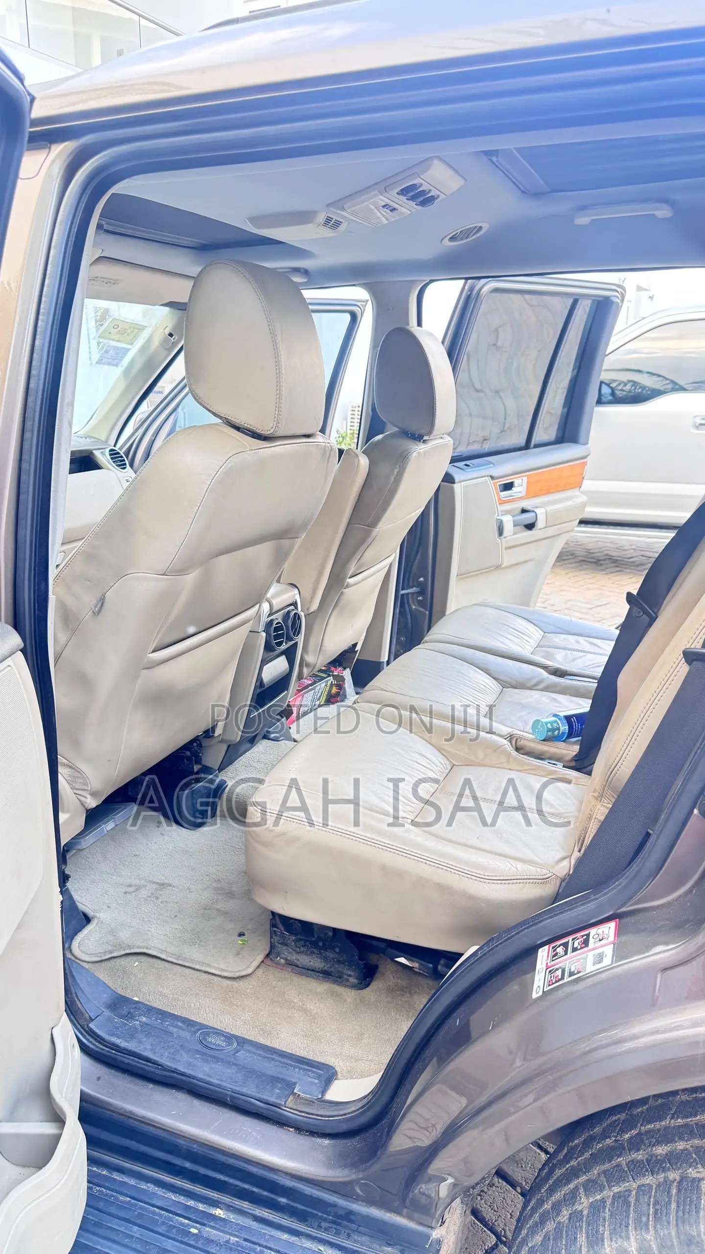 Land Rover Discovery 2013 Gold