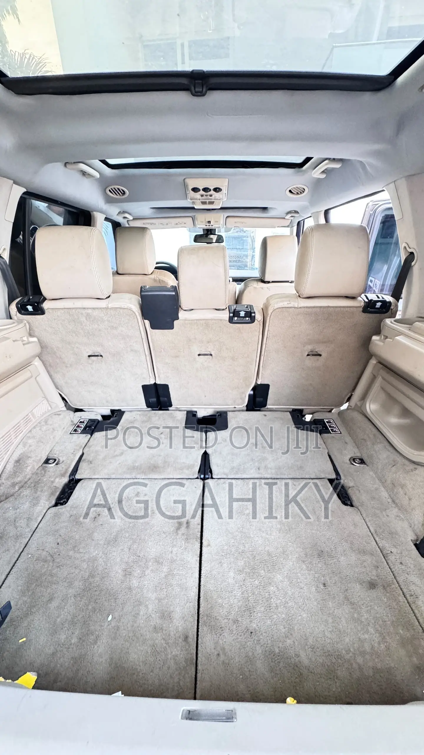 Land Rover Discovery 2013 Gold