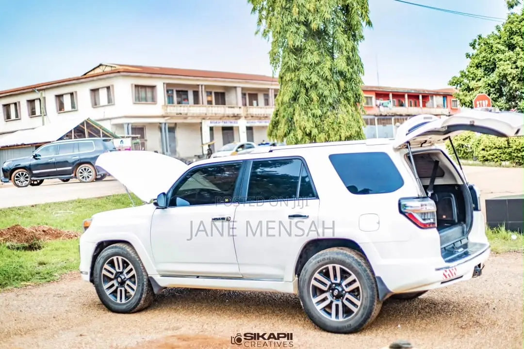 Toyota 4-Runner Limited 4dr SUV 4WD (4.0L 6cyl 5A) 2014 White