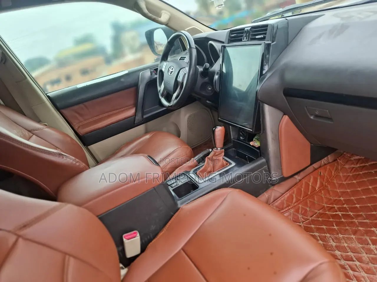 Toyota Land Cruiser Prado 2011 Brown