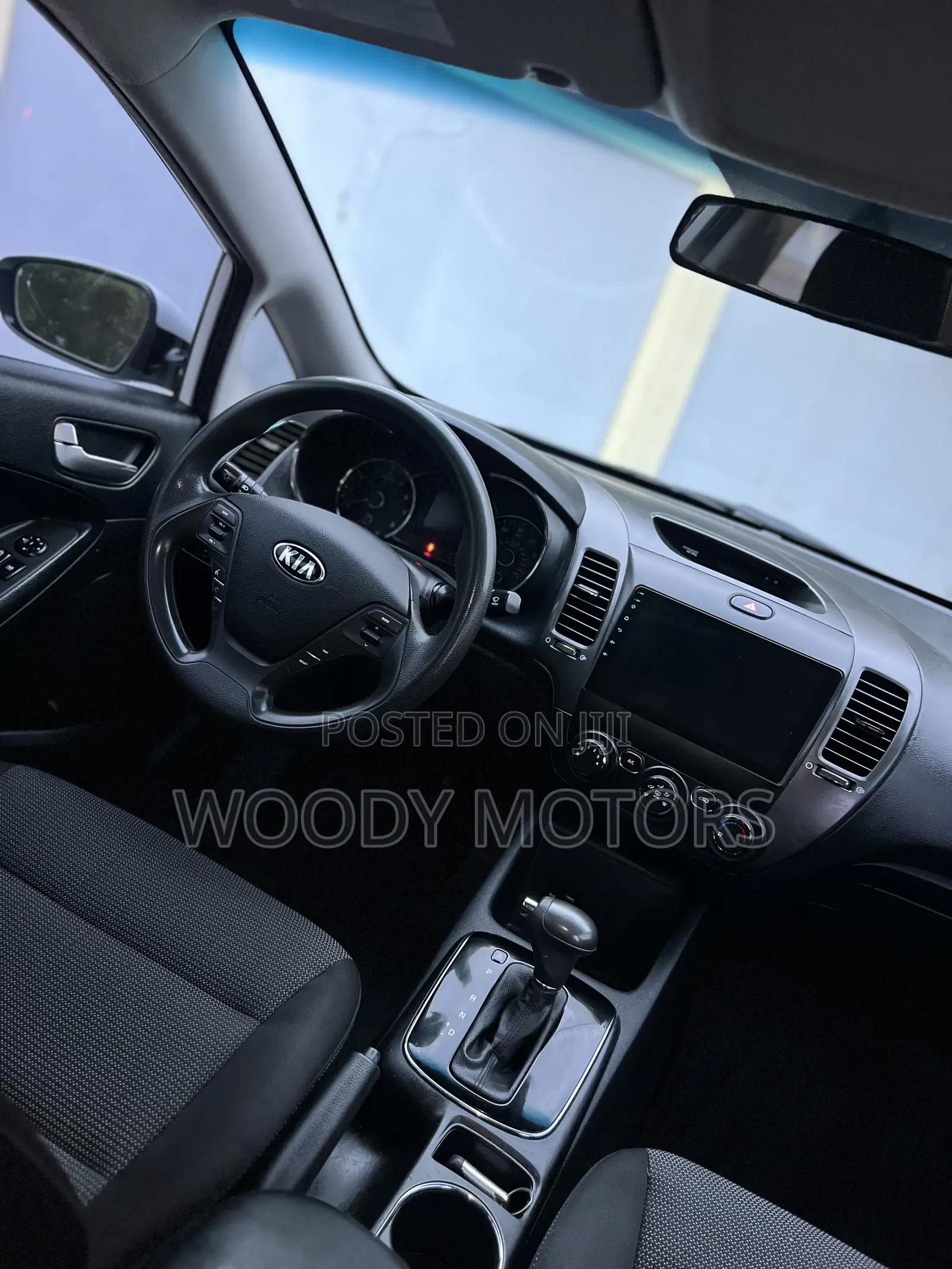 Kia Forte S Sedan 2017 White