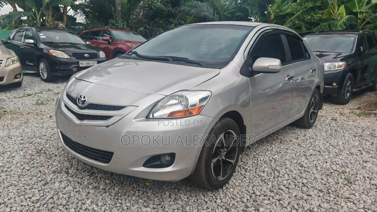 Toyota Yaris 2009 Silver