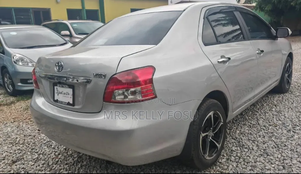Toyota Yaris 2009 Silver