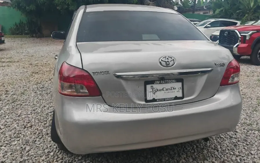 Toyota Yaris 2009 Silver