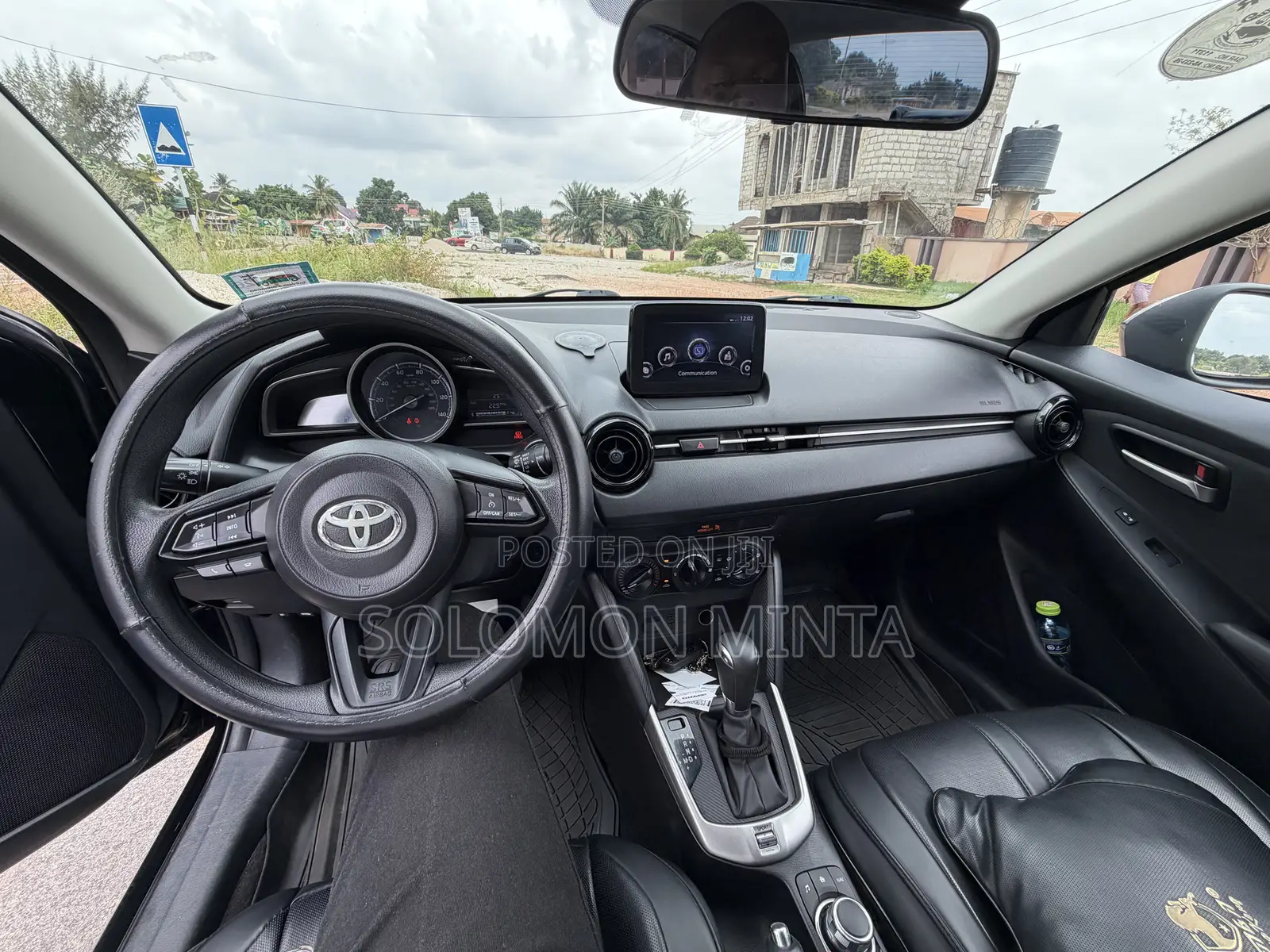 Toyota Yaris LE Sedan 4dr 2019 Black