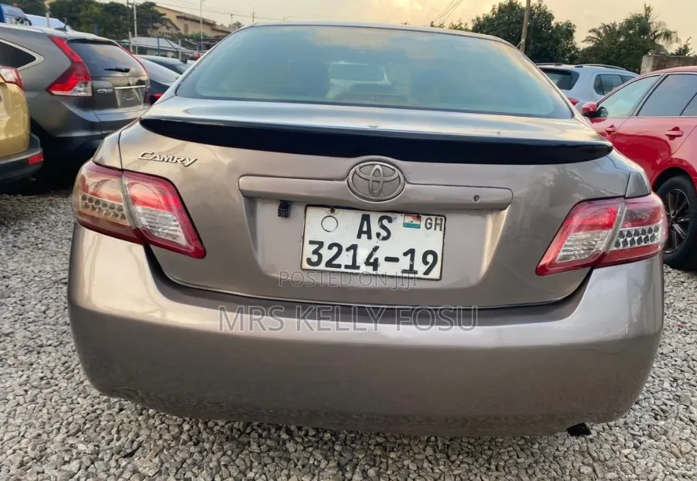 Toyota Camry 2009 Gray