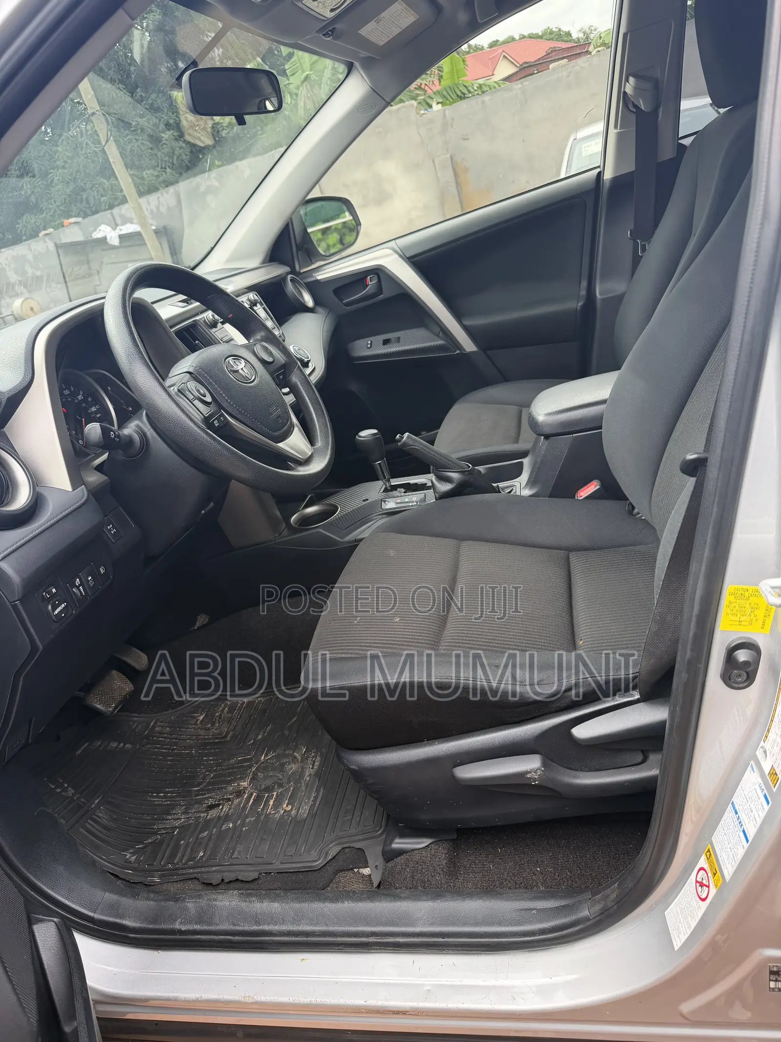 Toyota RAV4 LE 4dr SUV AWD (2.5L 4cyl 6A) 2014 Silver