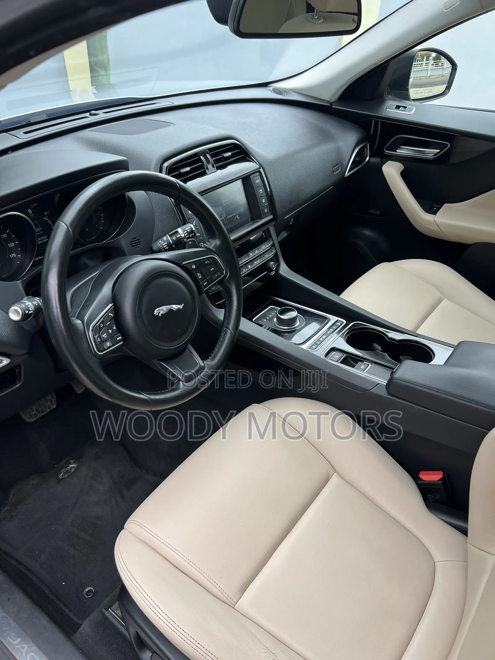 Jaguar F-Pace 35t Premium 2017 Silver
