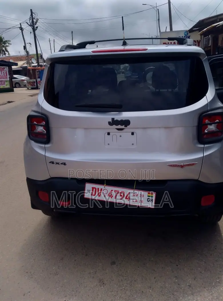 Jeep Renegade 2016 Silver