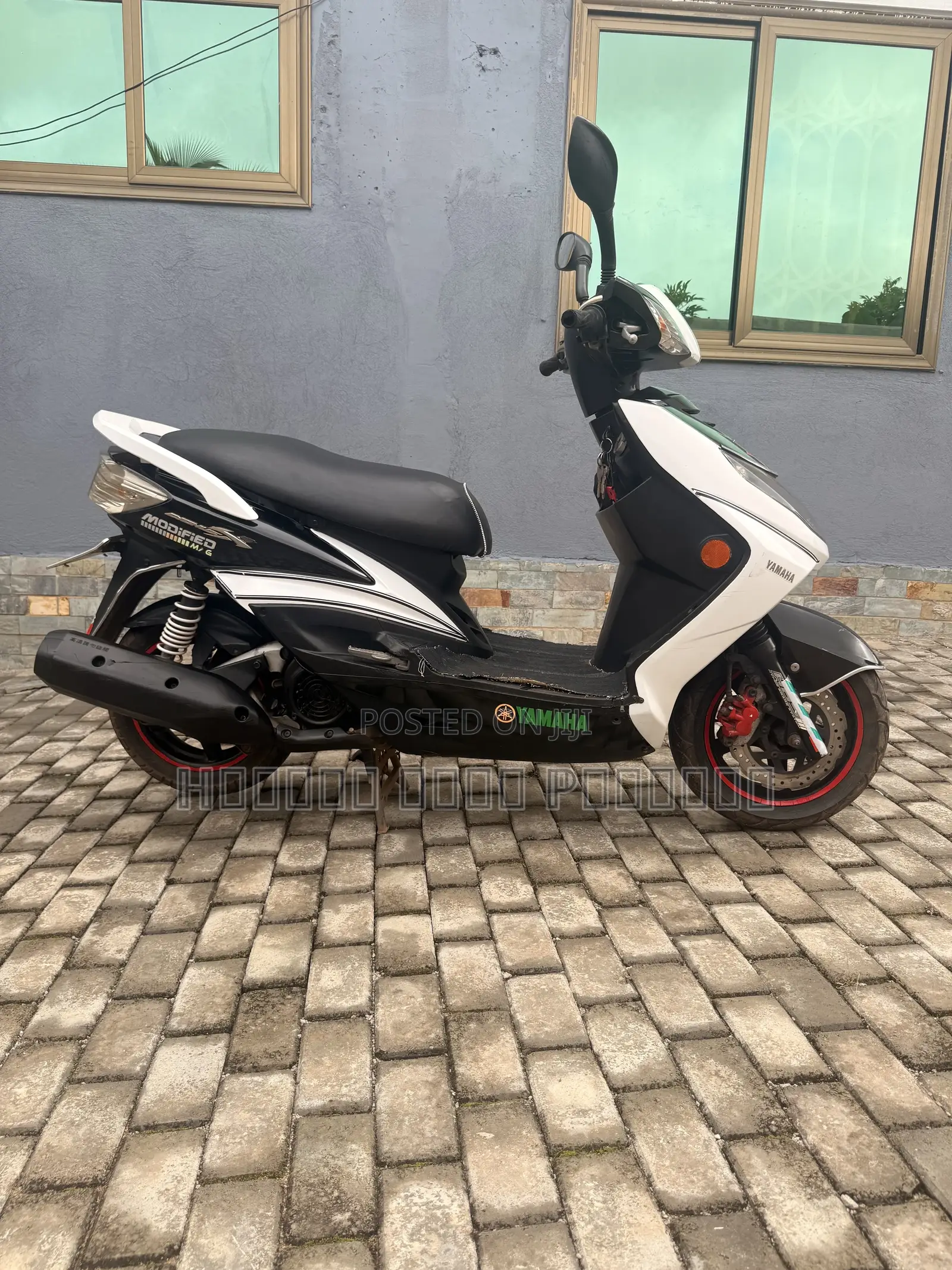 Yamaha 2023 White