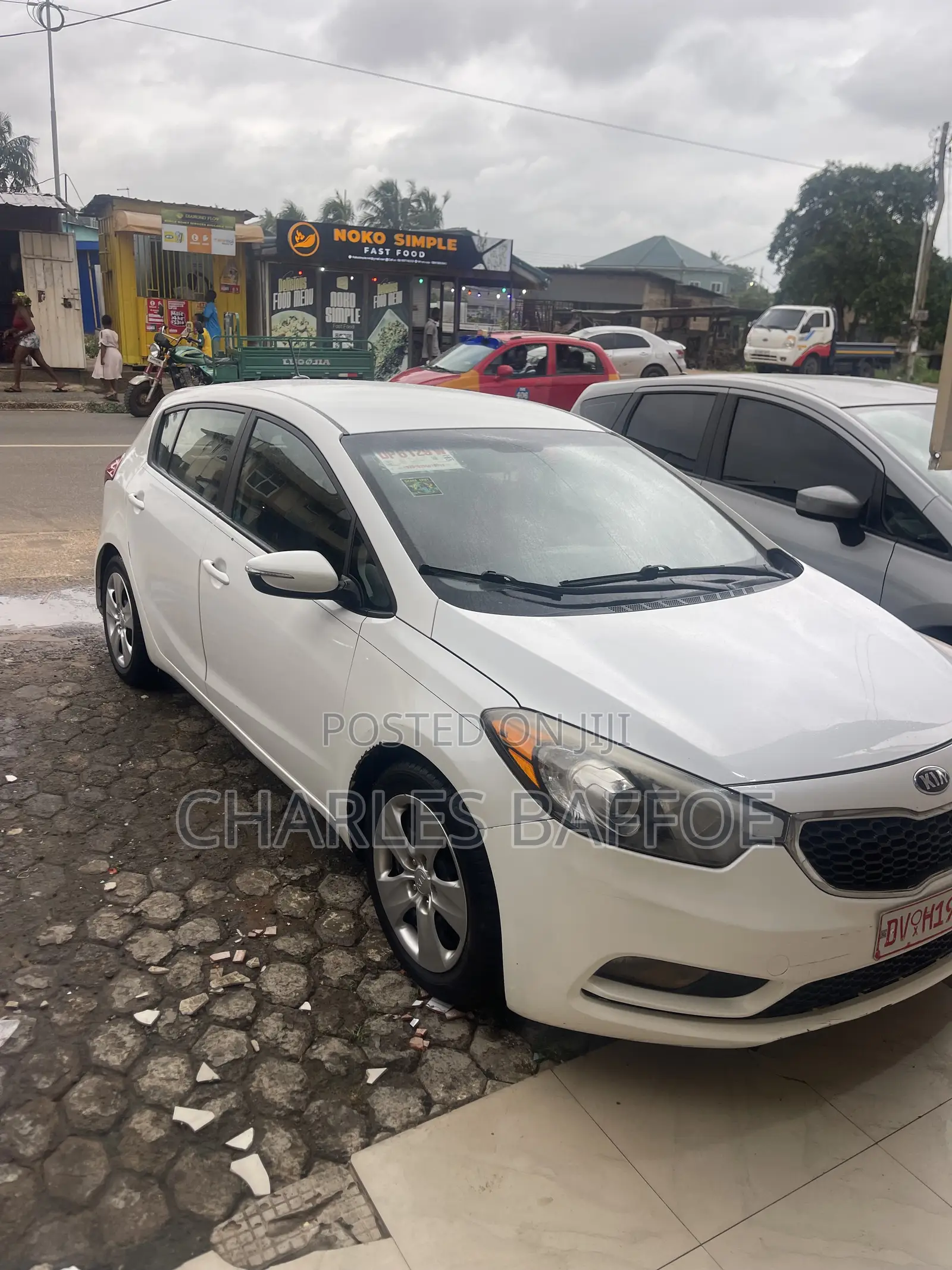 Kia Forte SX Hatchback 2016 White