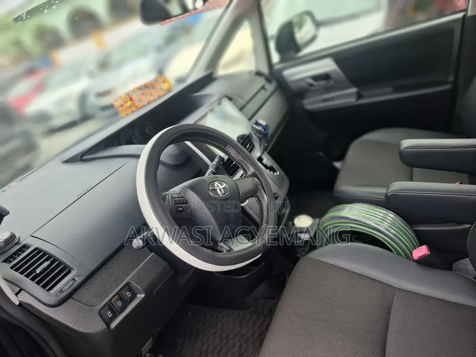 Toyota Voxy 2013 Black