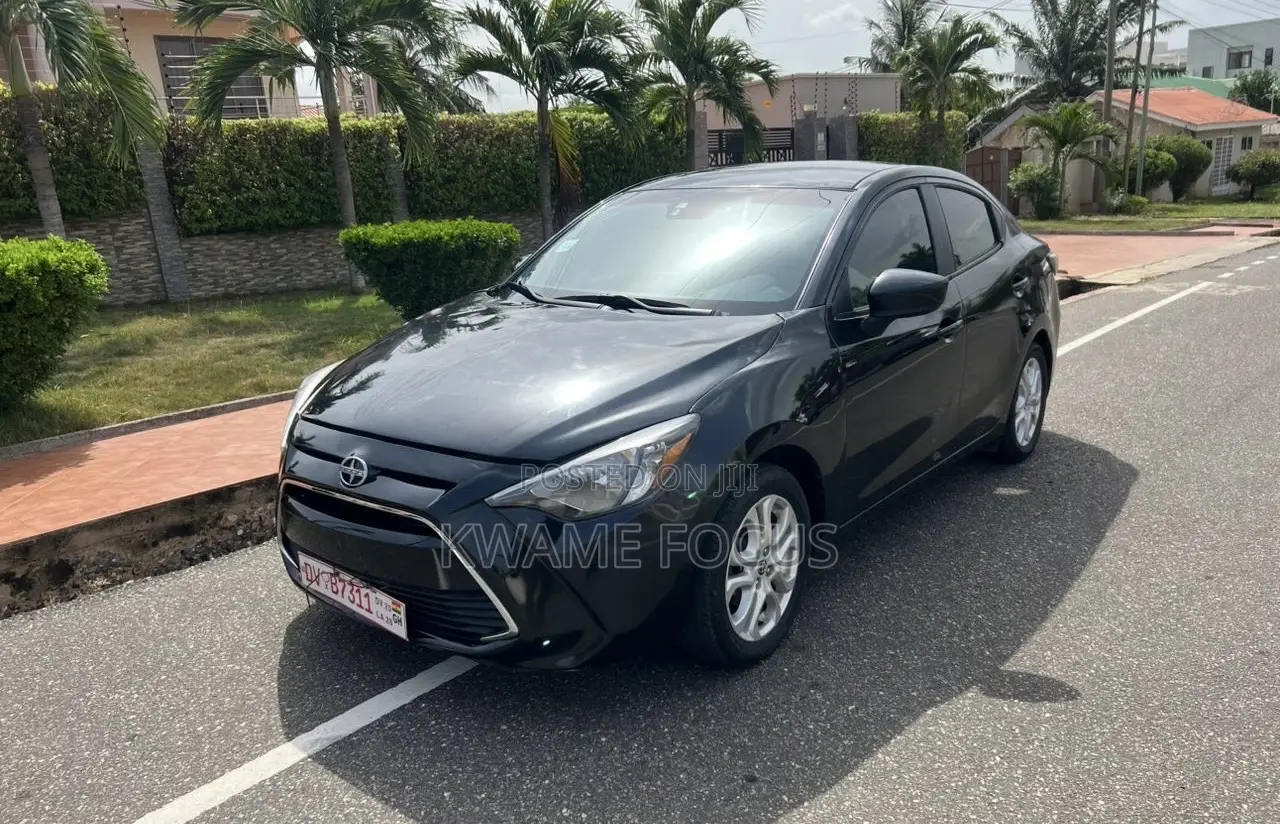 Toyota Yaris iA 1.5 FWD 2017 Black