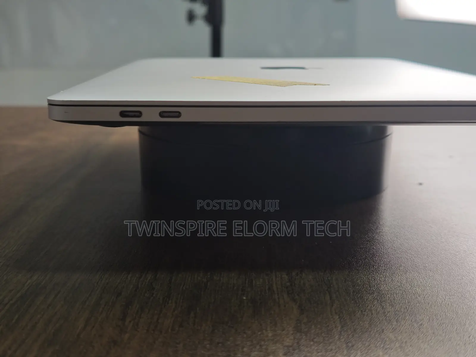 Laptop Apple MacBook Pro 2020 32GB Intel Core i7 SSD 512GB