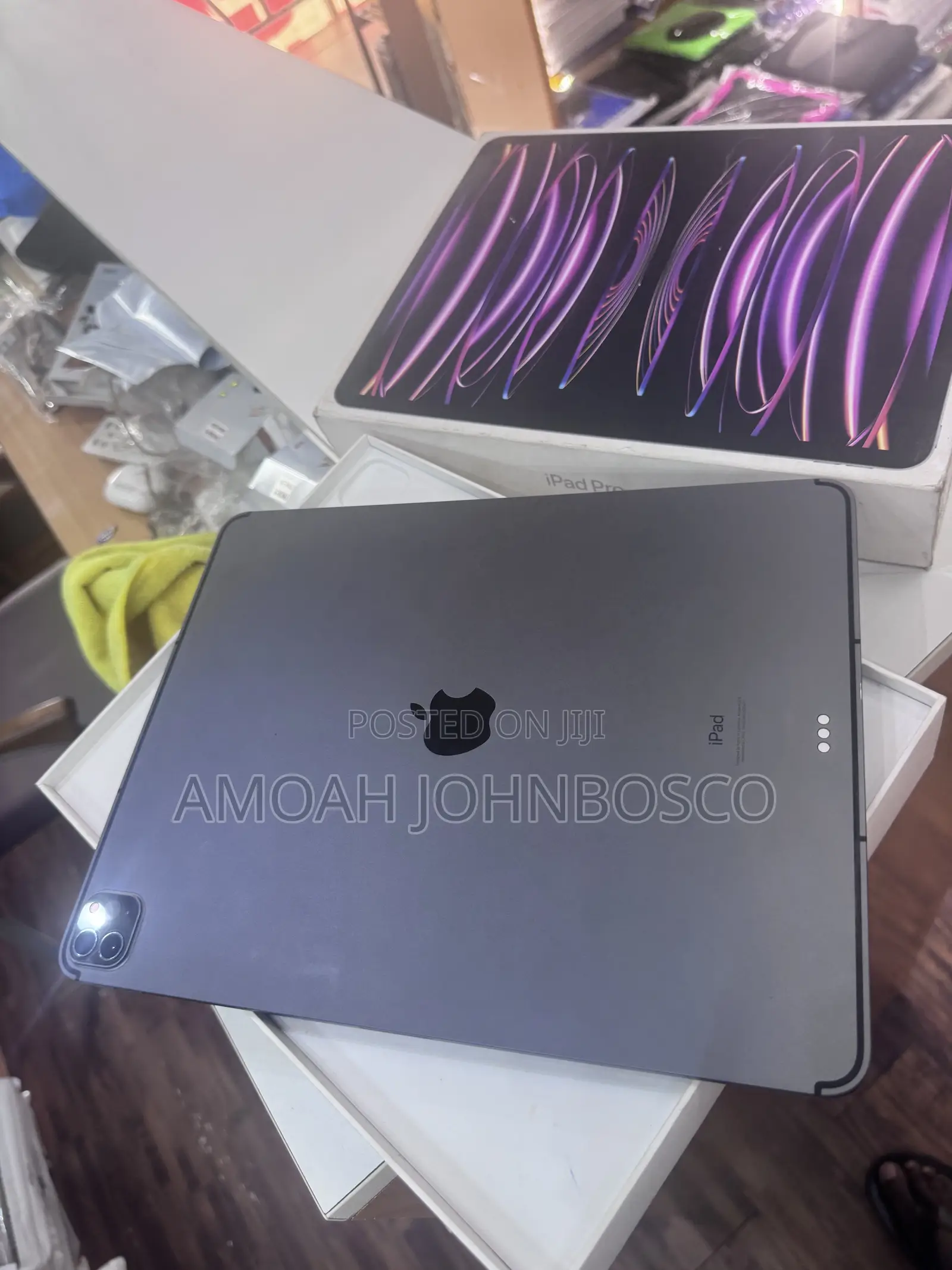 New Apple iPad Pro 12.9 (2021) 128 GB Gray