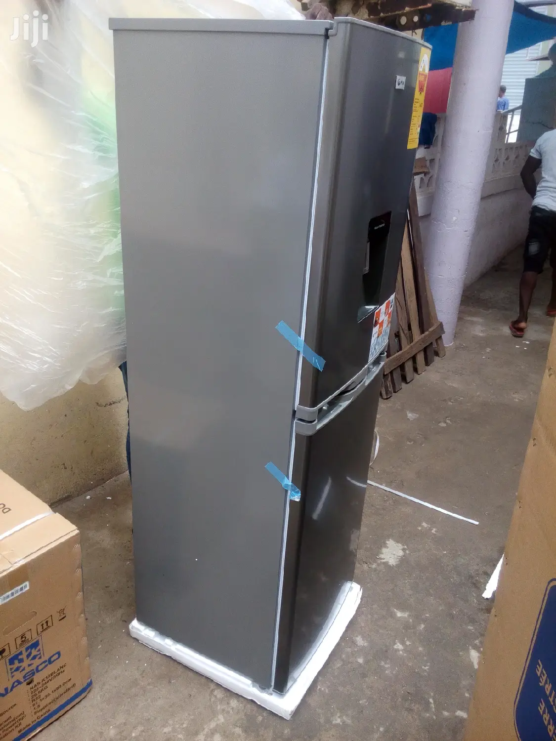 Lively Pearl Pf-330ixwd --Fridge --251 Liters