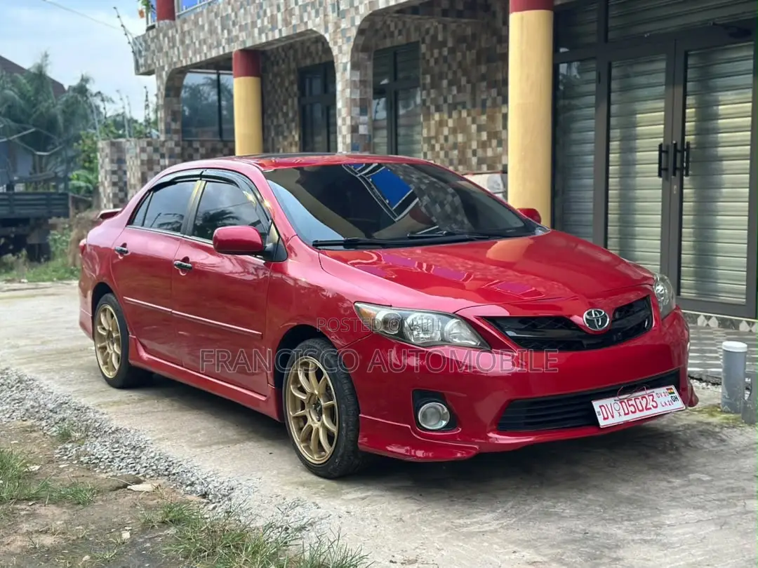 Toyota Corolla S 5-Speed 2013 Red