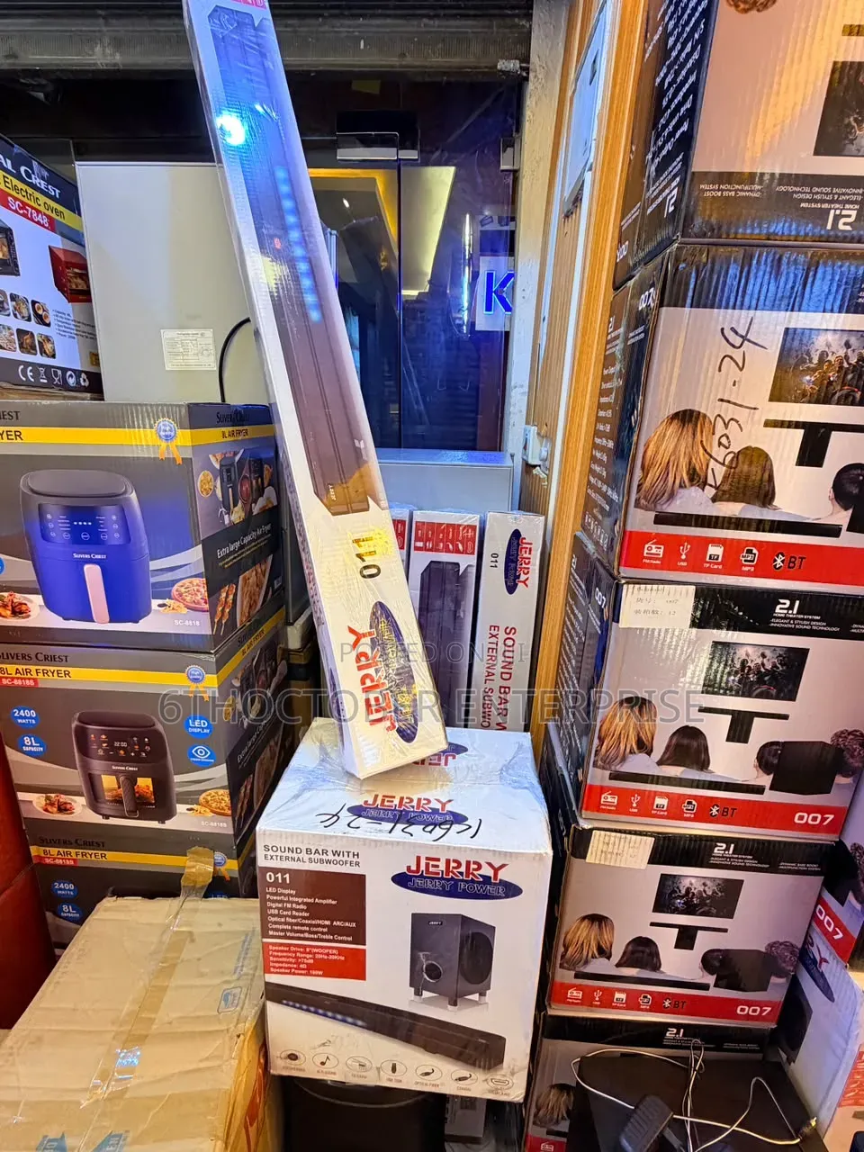 Jerry 011
Bluetooth Sound Bar