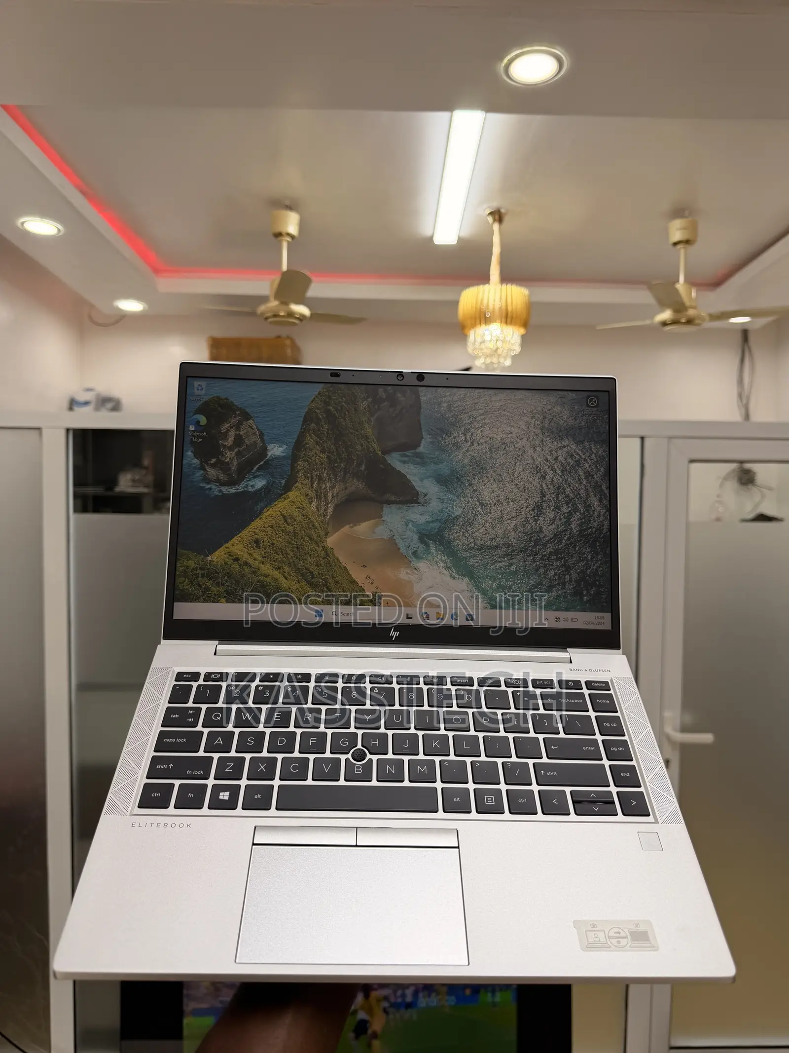 Laptop HP EliteBook 845 G7 8GB AMD Ryzen 5 SSD 256GB