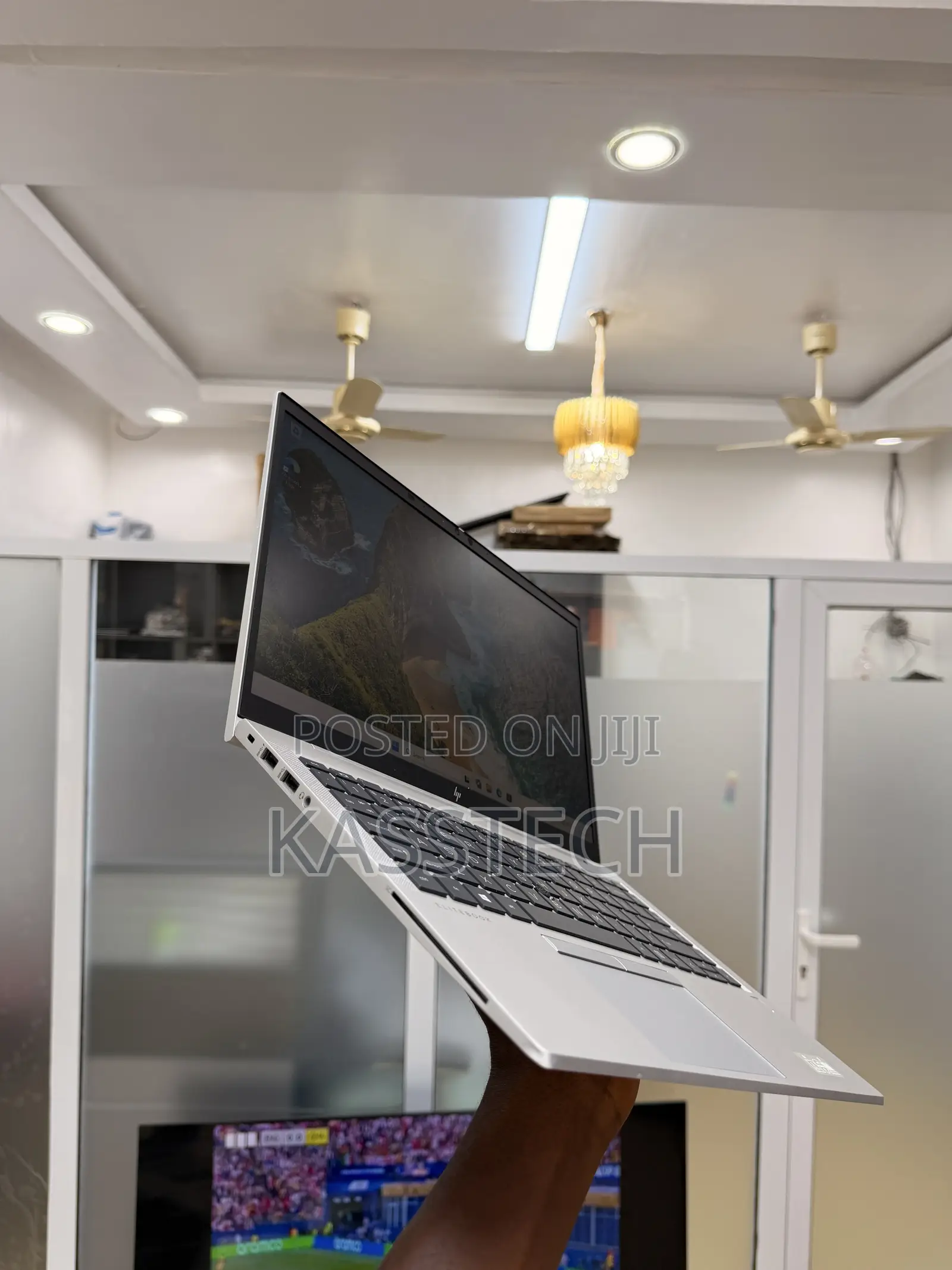 Laptop HP EliteBook 845 G7 8GB AMD Ryzen 5 SSD 256GB