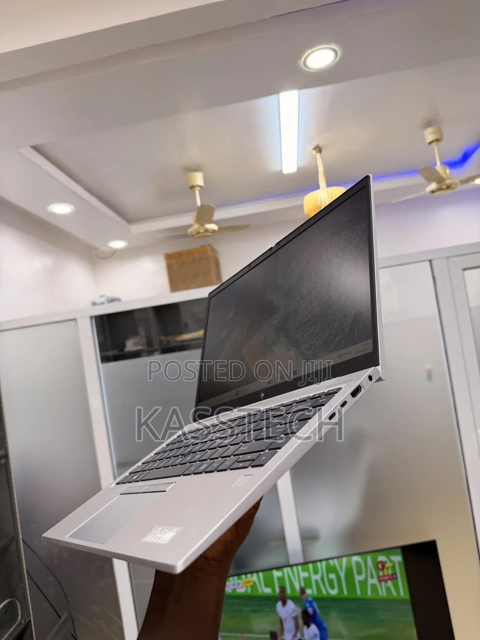 Laptop HP EliteBook 845 G7 8GB AMD Ryzen 5 SSD 256GB